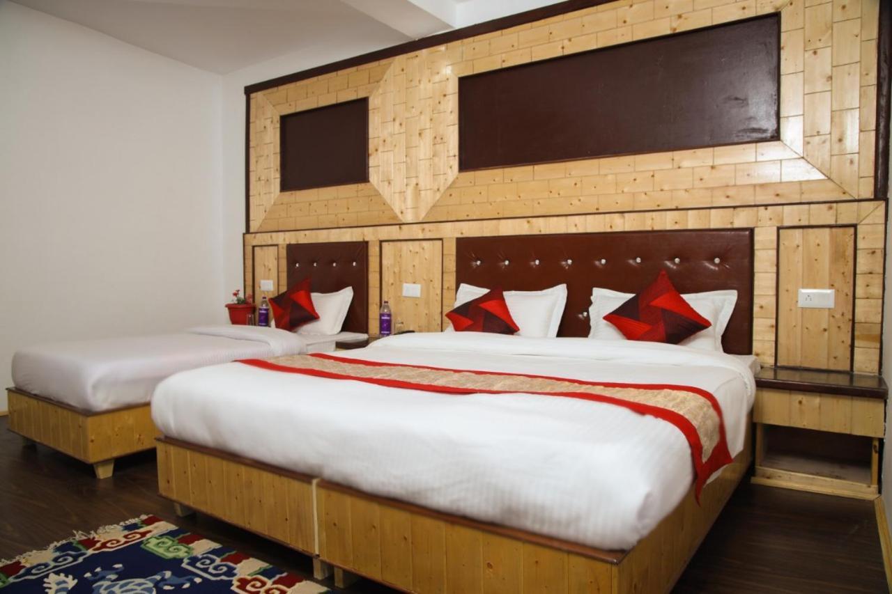Hotel Nubra Residency Charasa Екстер'єр фото