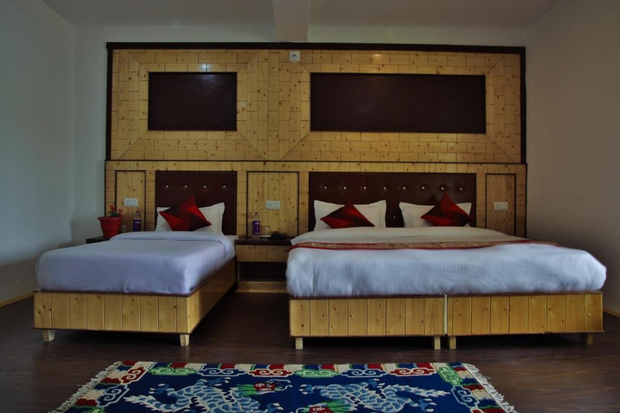 Hotel Nubra Residency Charasa Екстер'єр фото