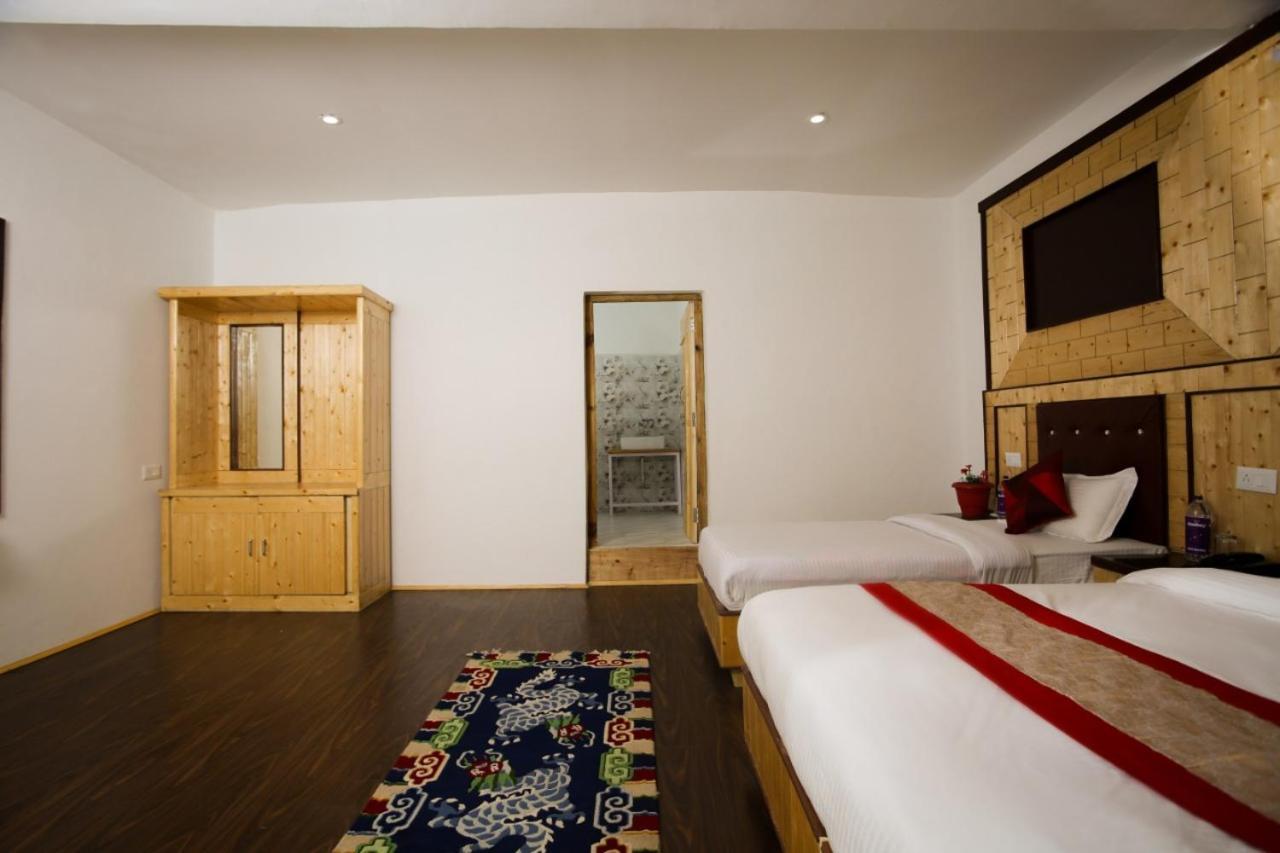 Hotel Nubra Residency Charasa Екстер'єр фото