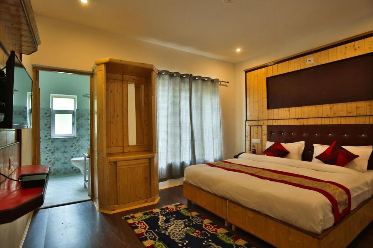 Hotel Nubra Residency Charasa Екстер'єр фото